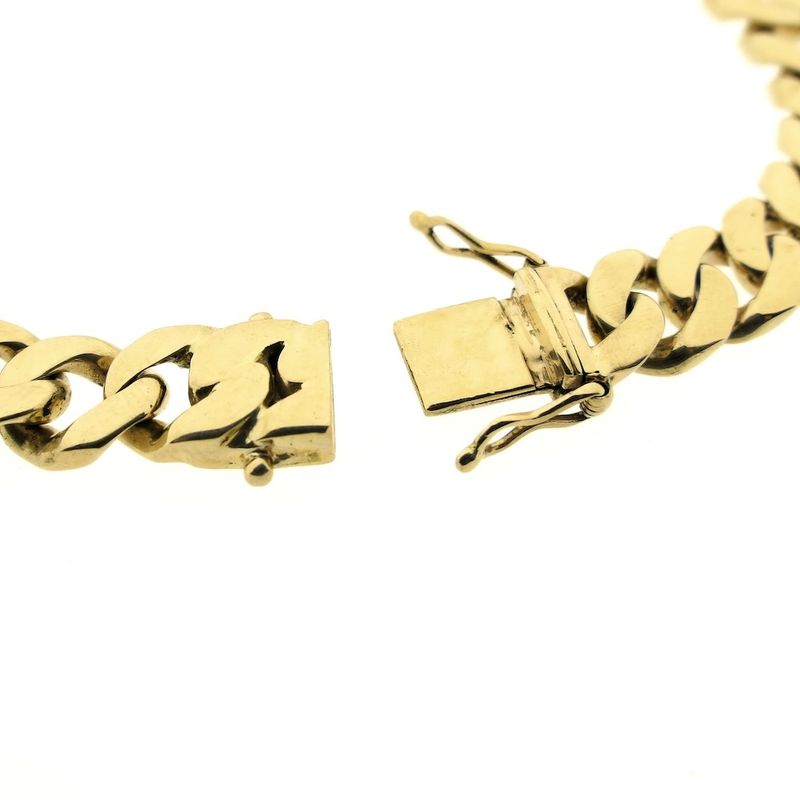 Image 5 of 18K gold flat gourmet link bracelet | 22 cm