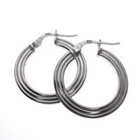 Silver flat earrings with a line pattern | Ø 21 mm