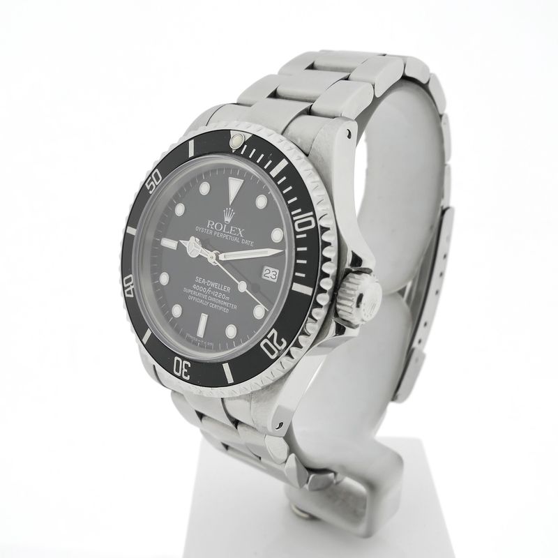 Image 2 of Rolex Sea Dweller 40mm 16600; Automatic diving watch