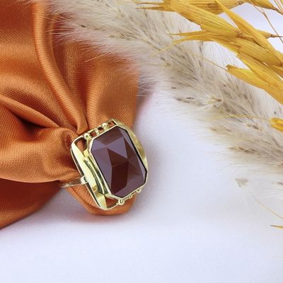 Image 2 of Vintage gold ring with carnelian.