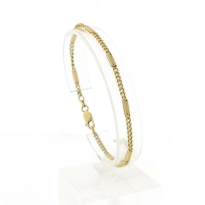 Image 1 of Gold gourmet link bracelet