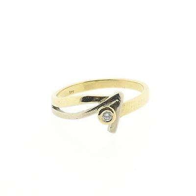 Two-tone gold ring with diamond; 0.02 ct. Image 2 of Two-tone gold ring with diamond; 0.02 ct.