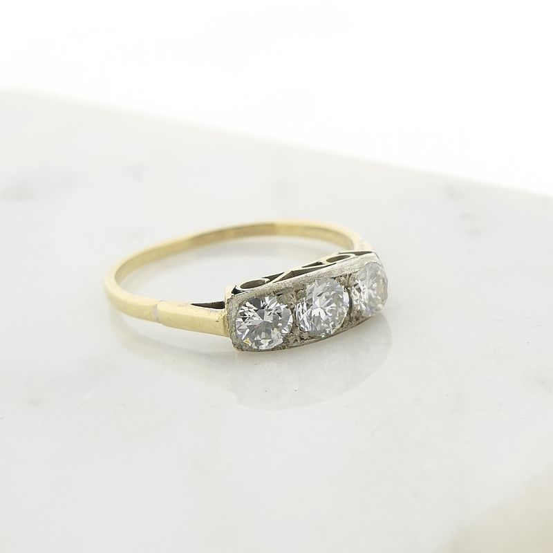 Image 6 of Gold Art Deco ring with diamond | 0.72 ct.