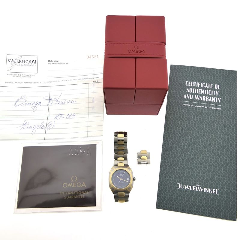 Image 10 of Omega Seamaster Polaris 3960981; 18k gold & titanium watch