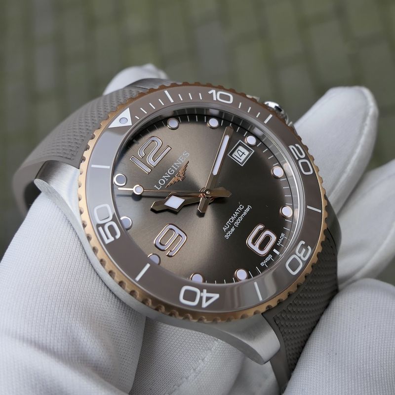 Image 17 of Longines Hydroconquest Ceramic 39mm; Automatic watch