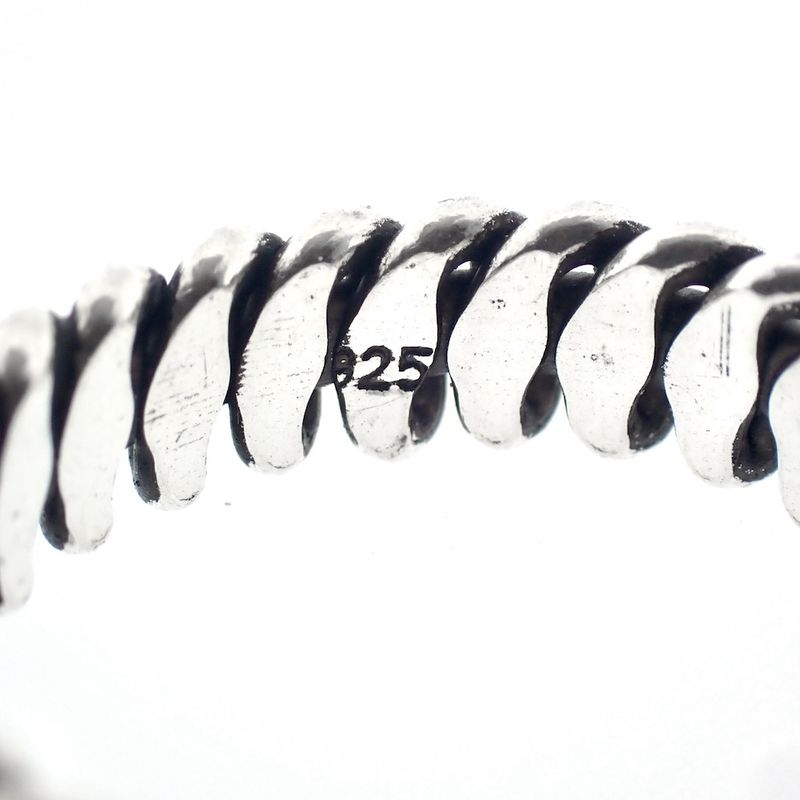 Image 2 of Silver ring with ribbed structure
