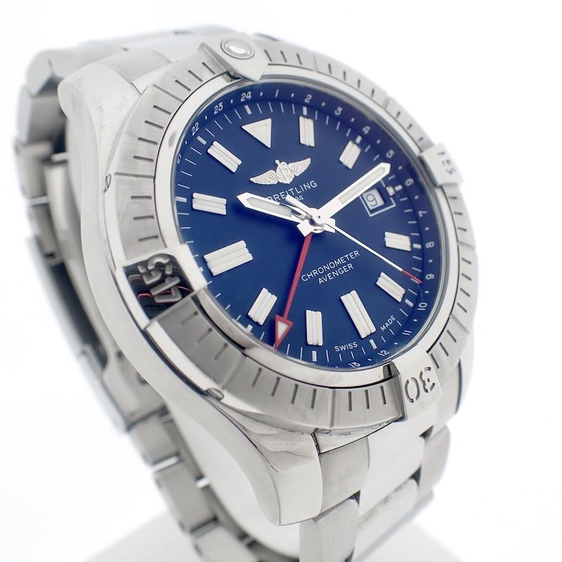 Image 7 of Breitling Avenger GMT '45'; Automatic men's watch
