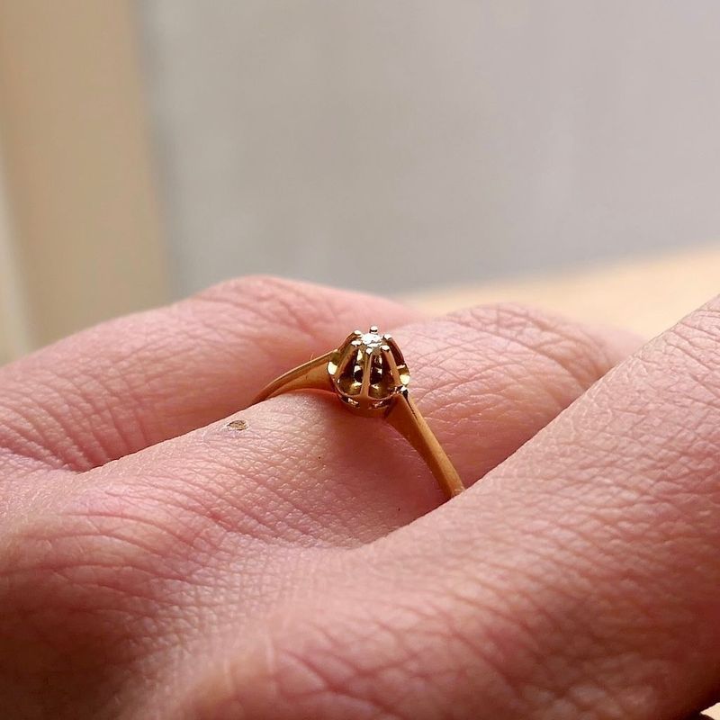 Image 7 of Gold solitaire ring with diamond; 0.02 ct.