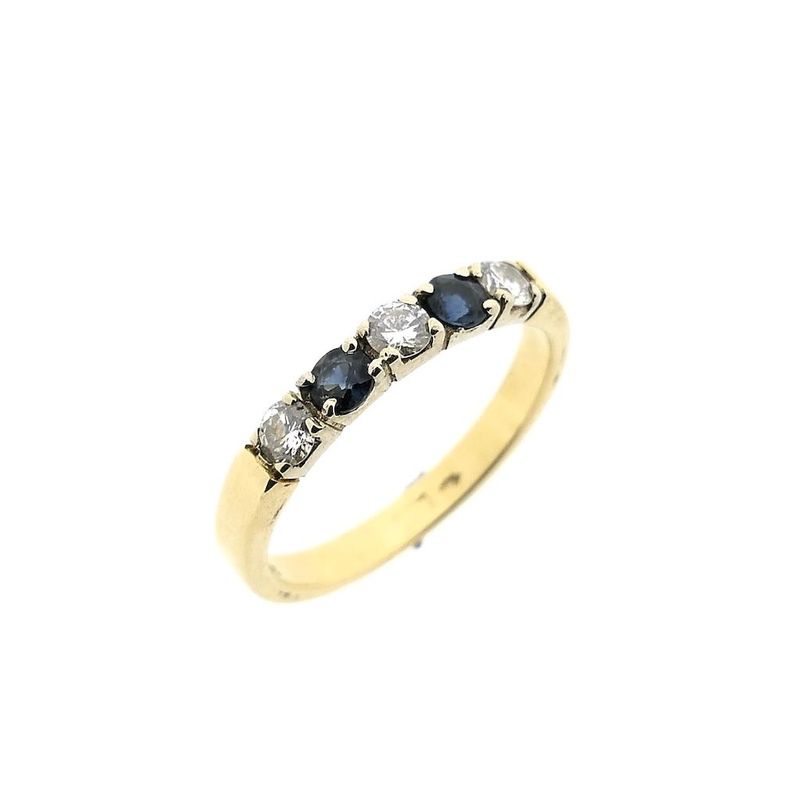 Image 1 of Gold ring with sapphire and diamonds; 0.27 ct.