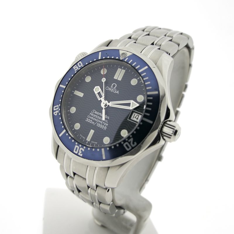 Image 6 of Omega Seamaster 300m 'James Bond'; Automatic men's diving watch