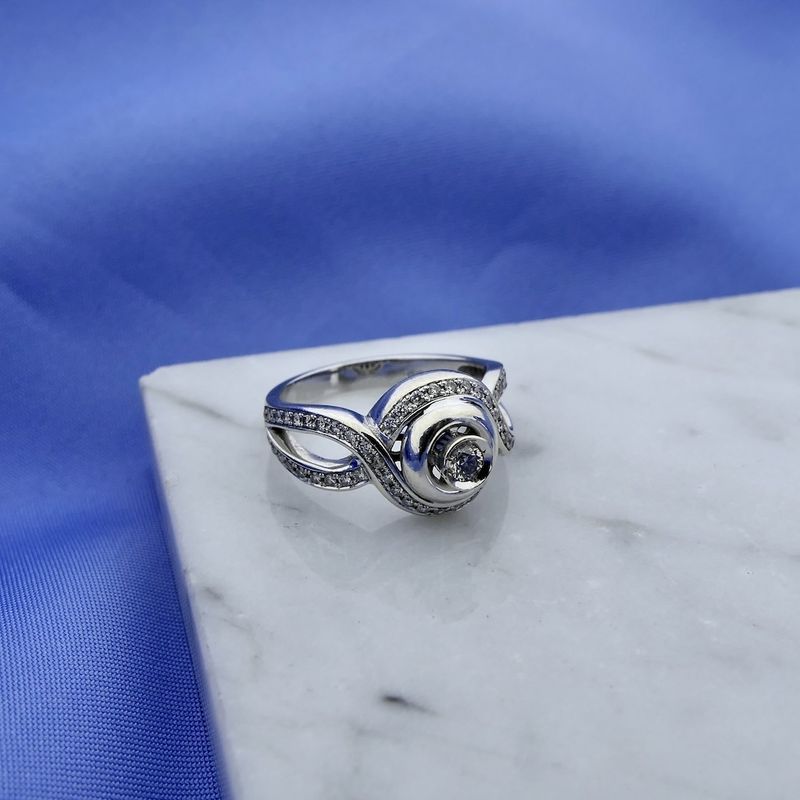 Image 8 of White gold ring with diamonds; 0.40 ct.