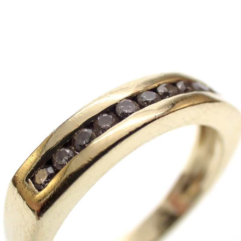 Image 5 of Gold ring with diamonds; 0.12 ct.