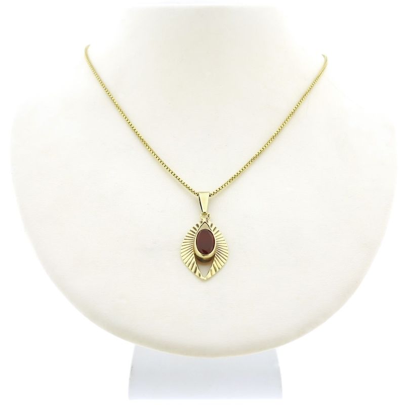 Image 12 of Vintage gold pendant with carnelian.