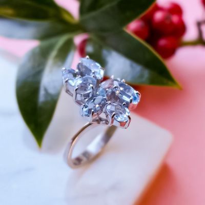 Image 2 of White gold cocktail ring with aquamarine