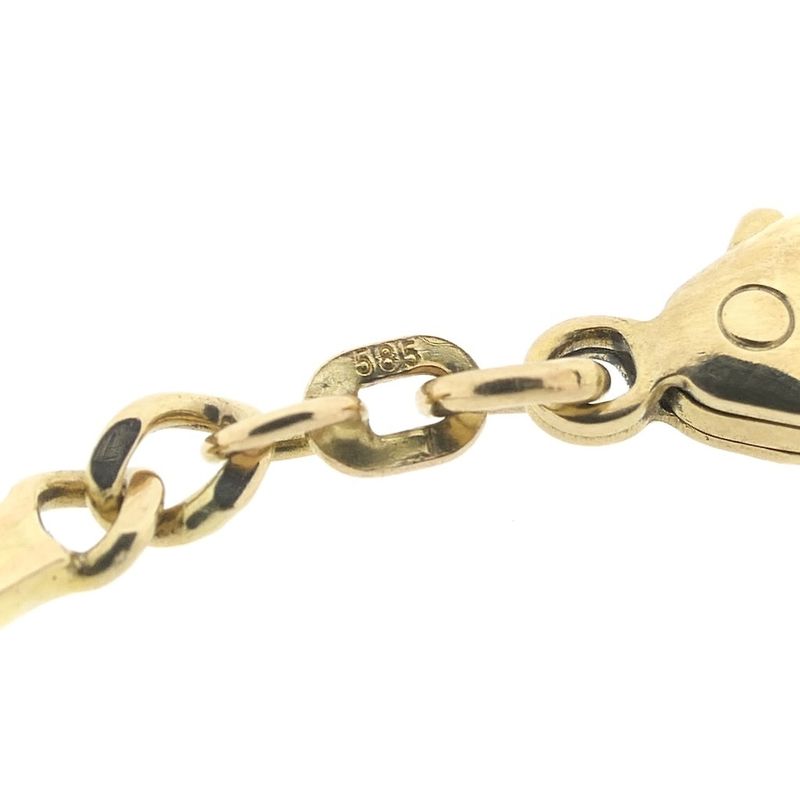 Image 4 of Gold closed Figaro link bracelet