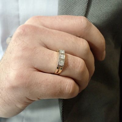 Image 2 of Luxurious gold ring with diamonds | 0.54 ct.