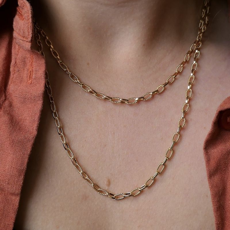 Image 12 of Gold anchor link chain/sautoir