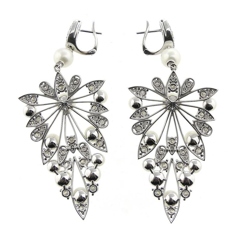 Image 6 of UTOPIA Art Deco white gold earrings with pearl and diamond 3.50 ct.