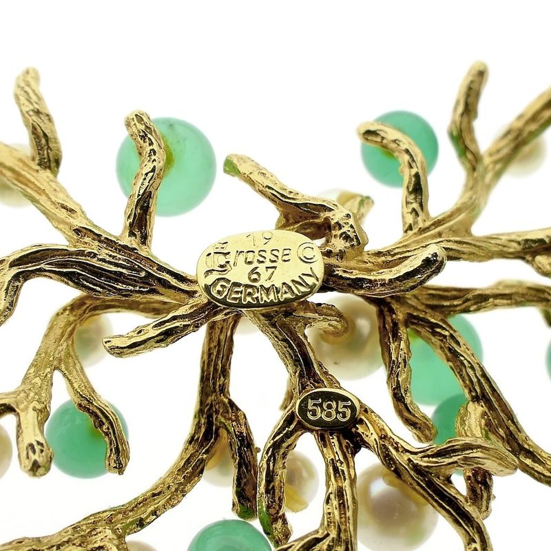 Image 6 of Gold necklace with pearl and Imperial jade | 42 cm