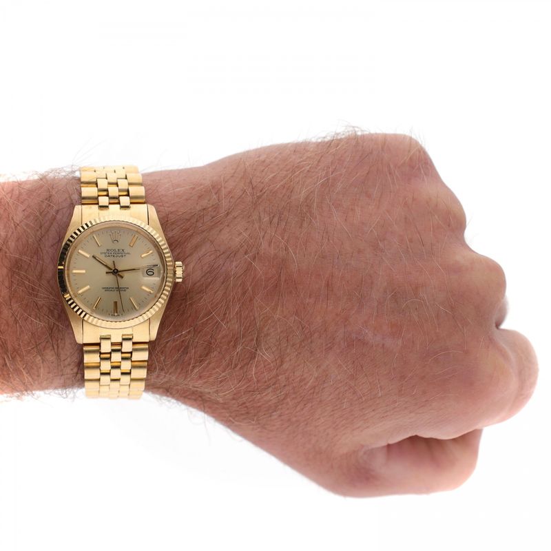 Image 15 of Rolex Datejust 31mm 18ct Gold Watch