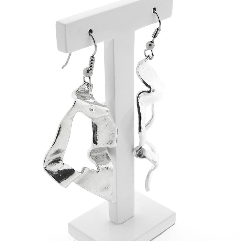 Image 3 of Silver artistic earrings