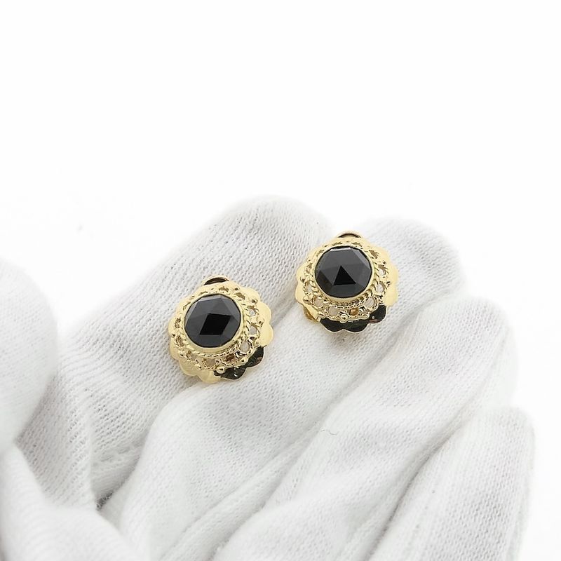 Image 6 of Antique gold clip-on earrings with garnet