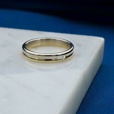Two-tone gold ring with diamond; 0.03 ct. Image 2 of Two-tone gold ring with diamond; 0.03 ct.