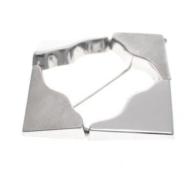 Image 2 of White gold design brooch