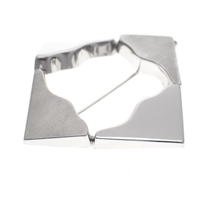 Image 2 of White gold design brooch