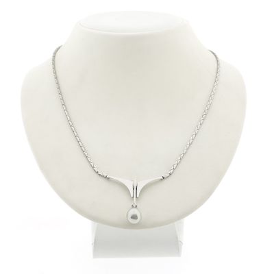 Image 1 of White gold necklace with pearl and diamond; 0.05 ct. | 44 cm