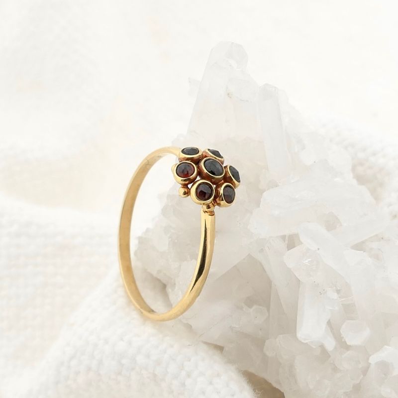 Image 2 of Gold ring with garnet