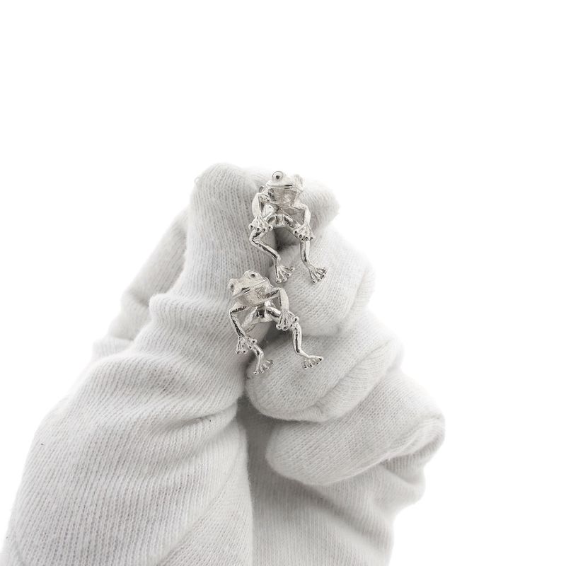 Image 8 of Silver frog stud earrings