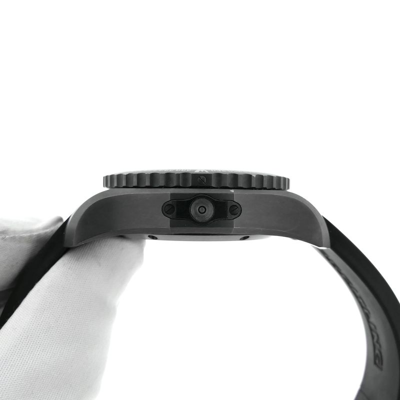 Image 7 of Breitling Cockpit B50 'Night Mission' VB5010; Professional Pilot's watch