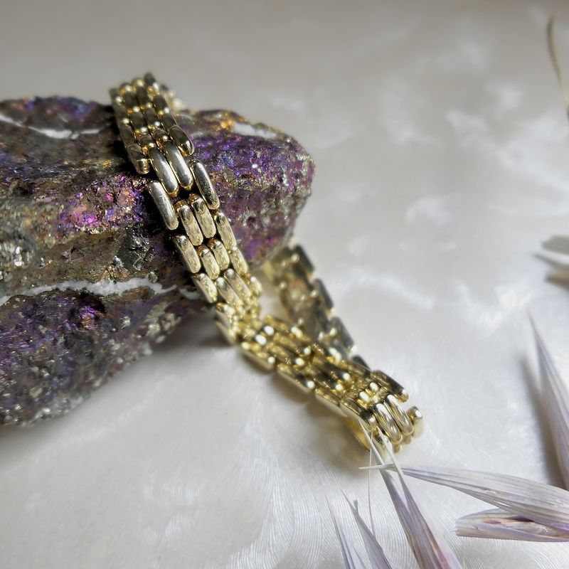 Image 2 of Gold Bismarck link bracelet