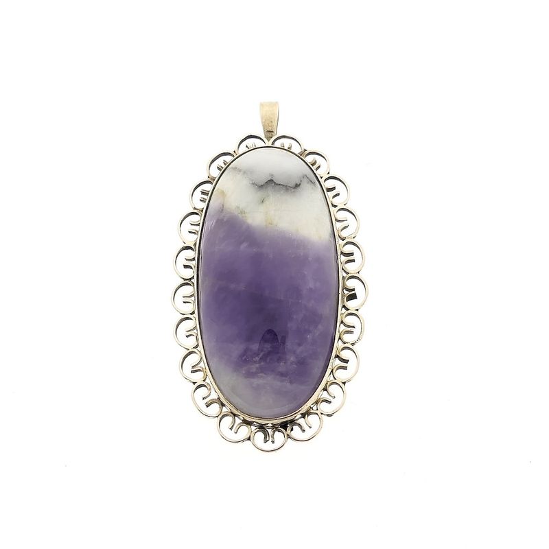 Image 1 of 9 carat pendant with amethyst quartz