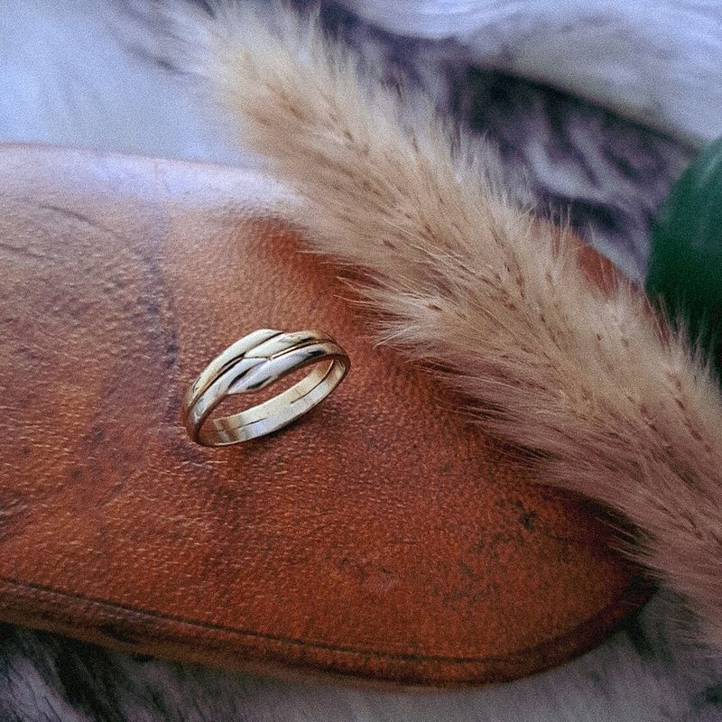 Image 2 of Two-tone gold fantasy ring