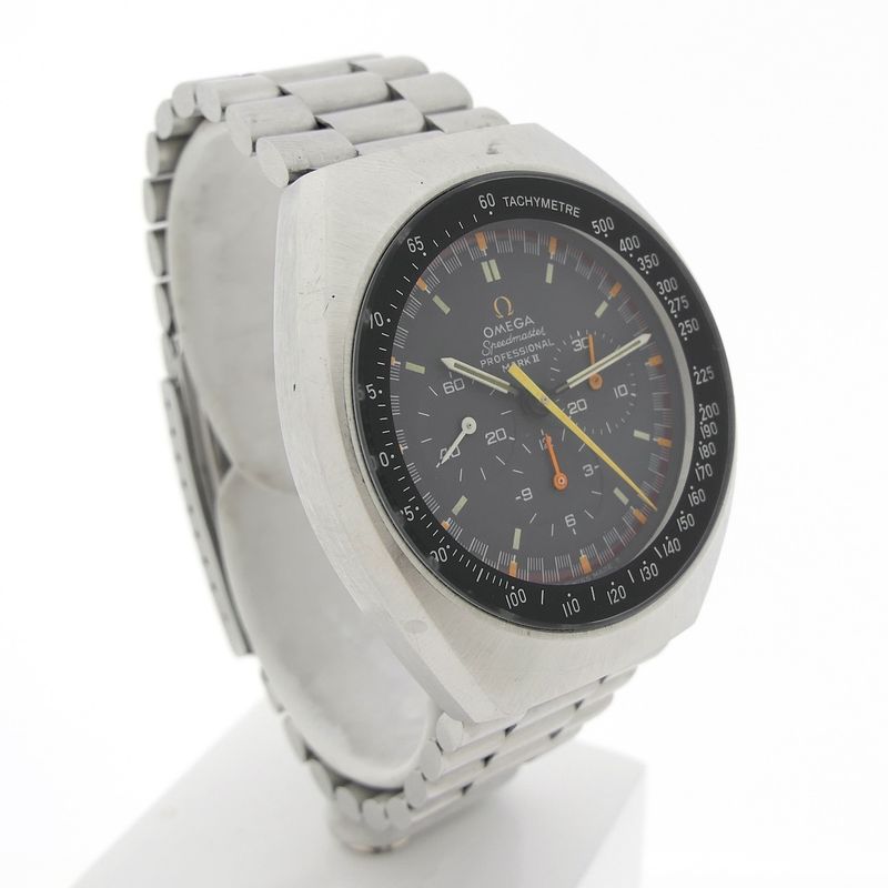 Image 3 of Omega Speedmaster Mark II 'Racing Dial'; Vintage chronograph men's watch