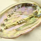 Image 2 of Vintage gold brooch with pearl