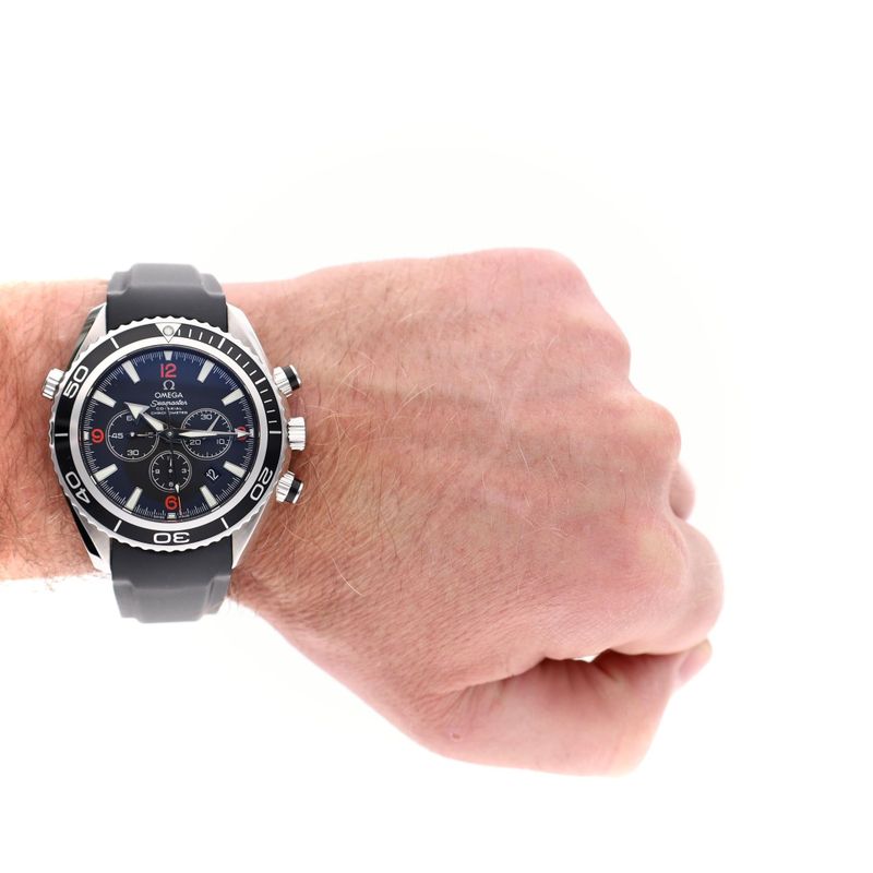 Image 16 of Omega Seamaster Planet Ocean Chronograph 2210.51.00