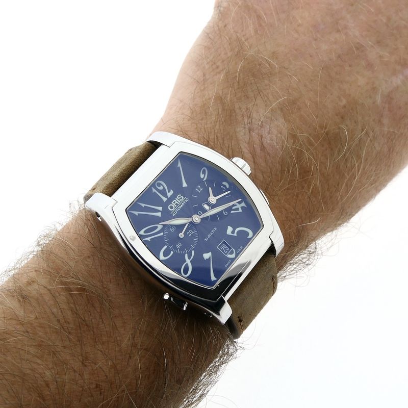 Image 10 of Oris Tonneau Worldtimer; Automatic GMT men's watch