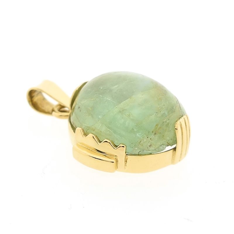 Image 3 of Gold pendant with Fluorite