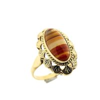 Vintage gold ring with carnelian bandagate