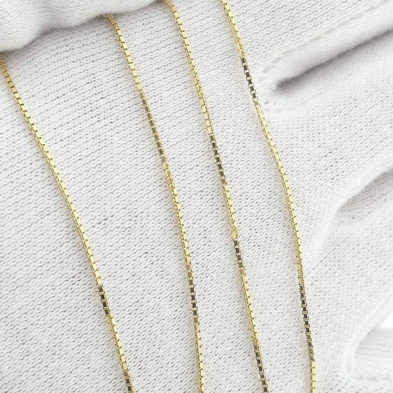 Image 8 of Golden Venetian link chain | 46 cm