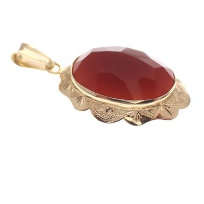 Image 2 of Vintage gold pendant with carnelian