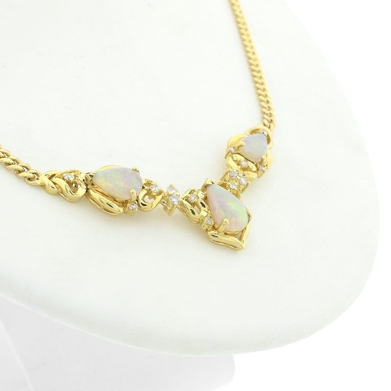 Image 7 of 18-karat gold necklace with a fixed pendant; Opal and diamond 0.46 ct. | 43 cm