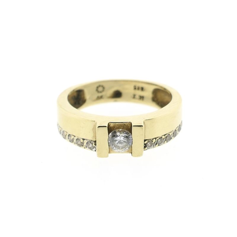 Image 3 of Gold ring with zirconia