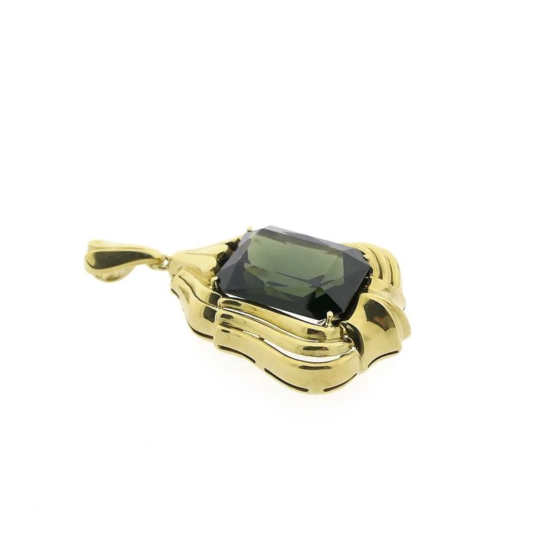 Image 3 of Gold pendant with green tourmaline