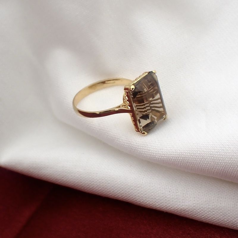 Image 6 of 18K Gold Ring with Smoky Quartz | Vintage