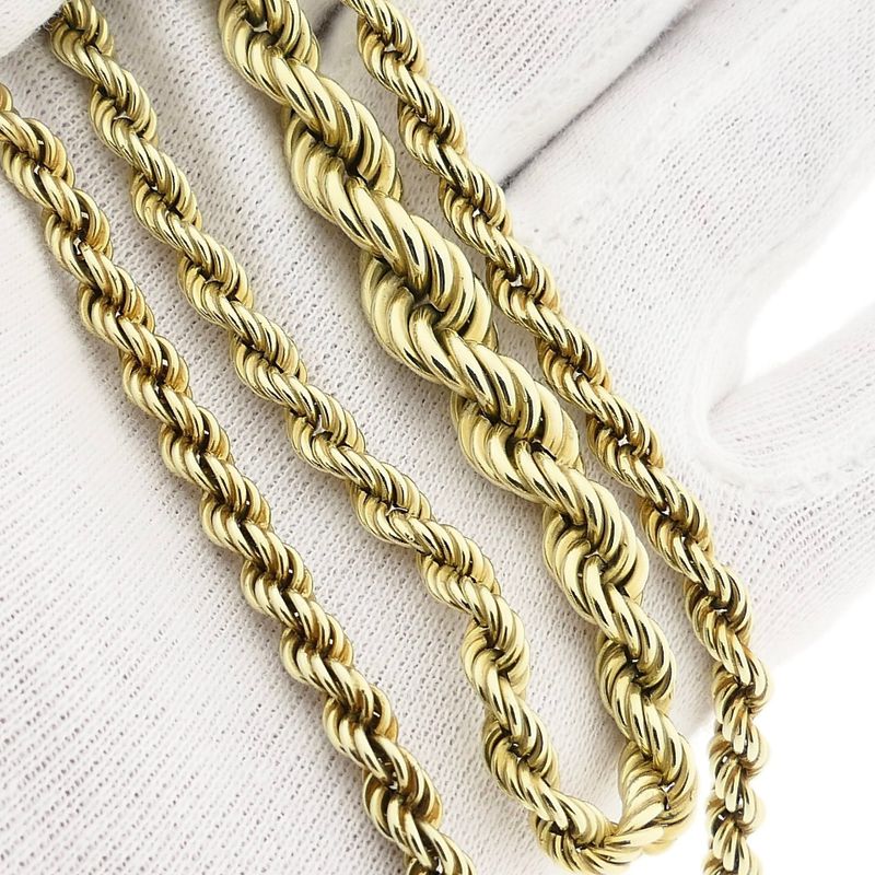 Image 6 of Twisted Gold Link Necklace; 14 Karat; 51.5 cm