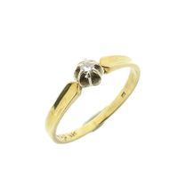 Gold solitaire ring with diamond; 0.03 ct.